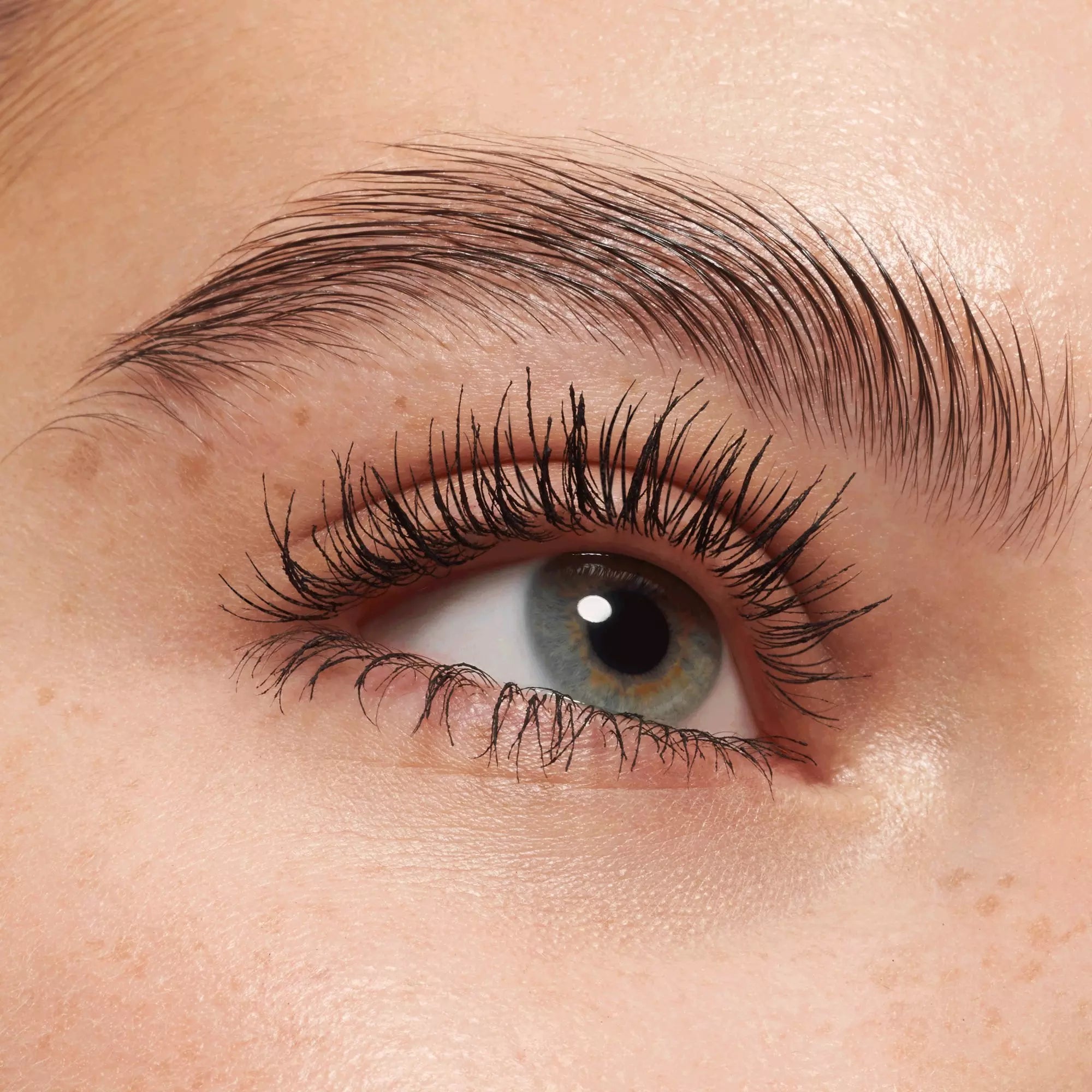 ESSENCE Lash PRINCESS sculpted volume mascara